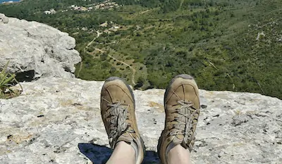 choosing hiking shoes