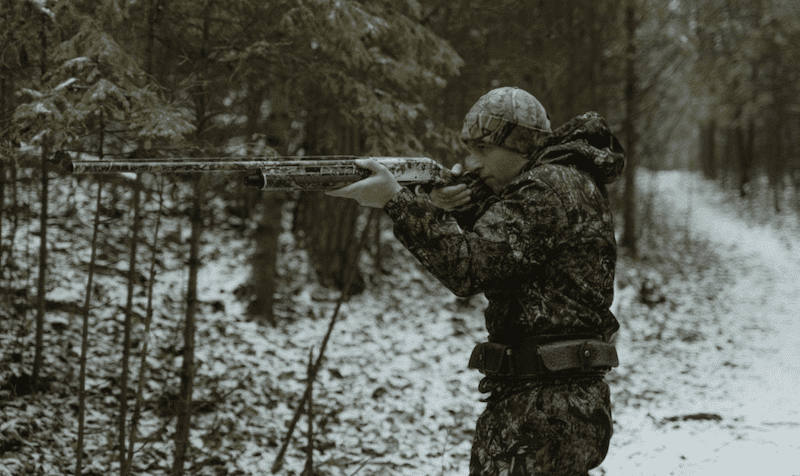 5 Best Ways To Beat The Cold While Hunting [Expert Tips & Tricks]